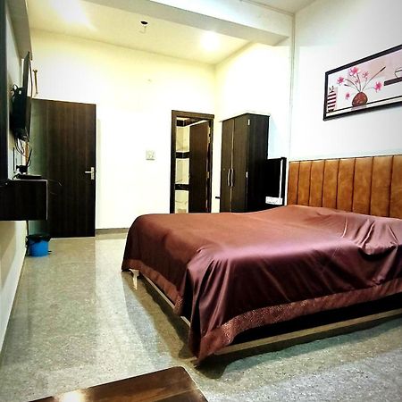 Hotel Mahaveer Chanderi Ngoại thất bức ảnh